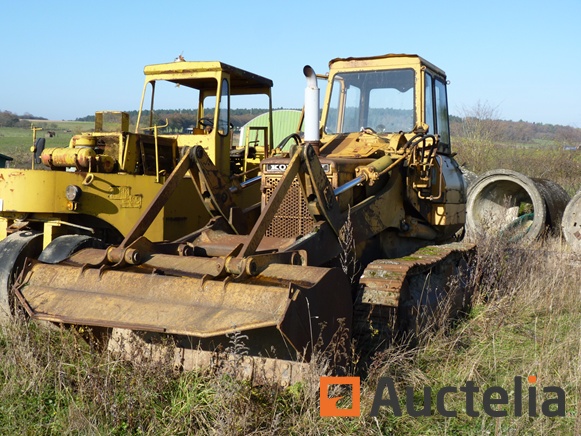 Chargeur-sur-Chenilles-Komatsu-D57S---4652L.jpg